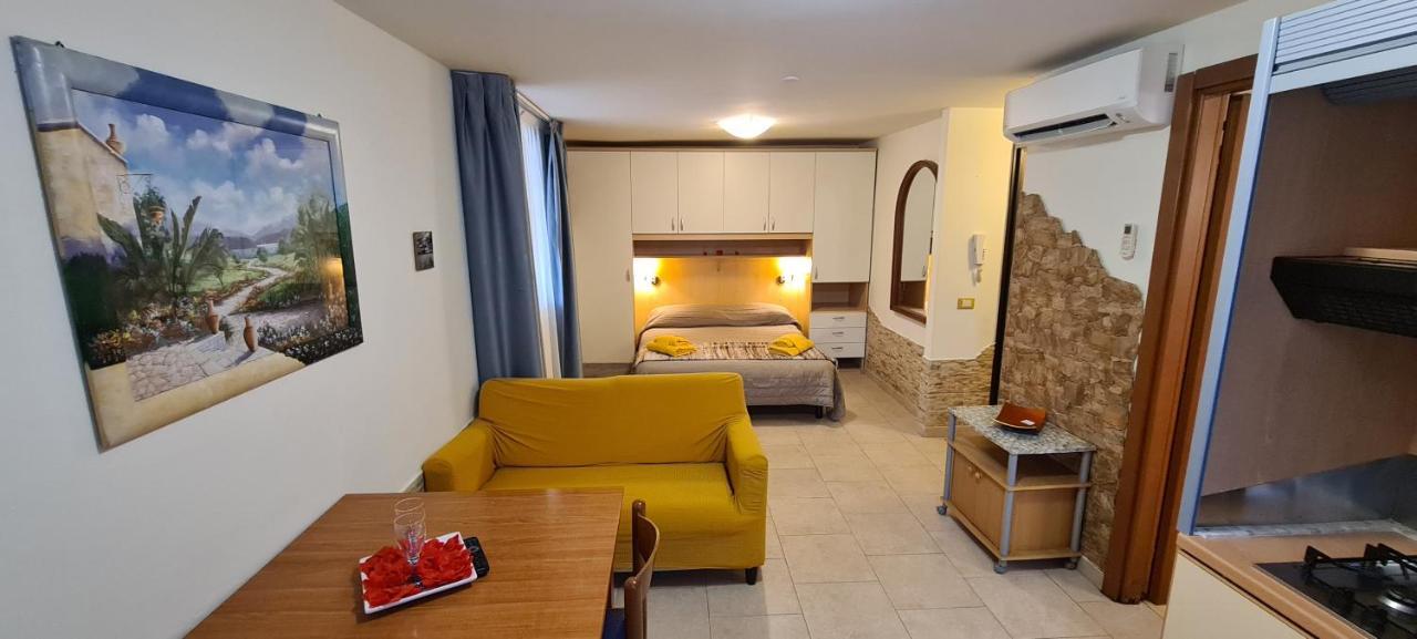 Residence La Villetta Rimini Eksteriør billede