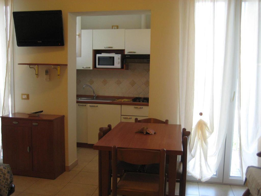 Residence La Villetta Rimini Værelse billede