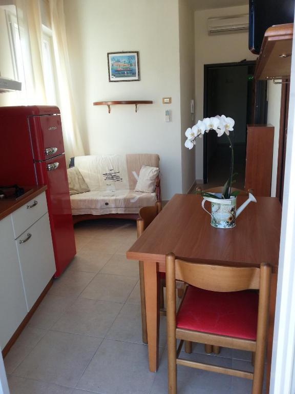 Residence La Villetta Rimini Værelse billede