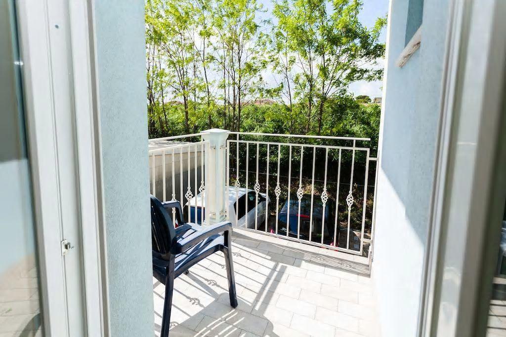 Residence La Villetta Rimini Eksteriør billede